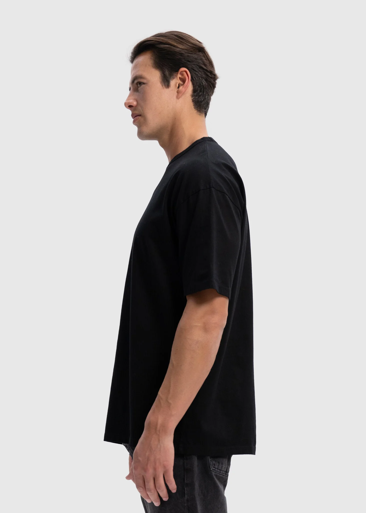 Light Oversized Premium Tee - Black - Image 3