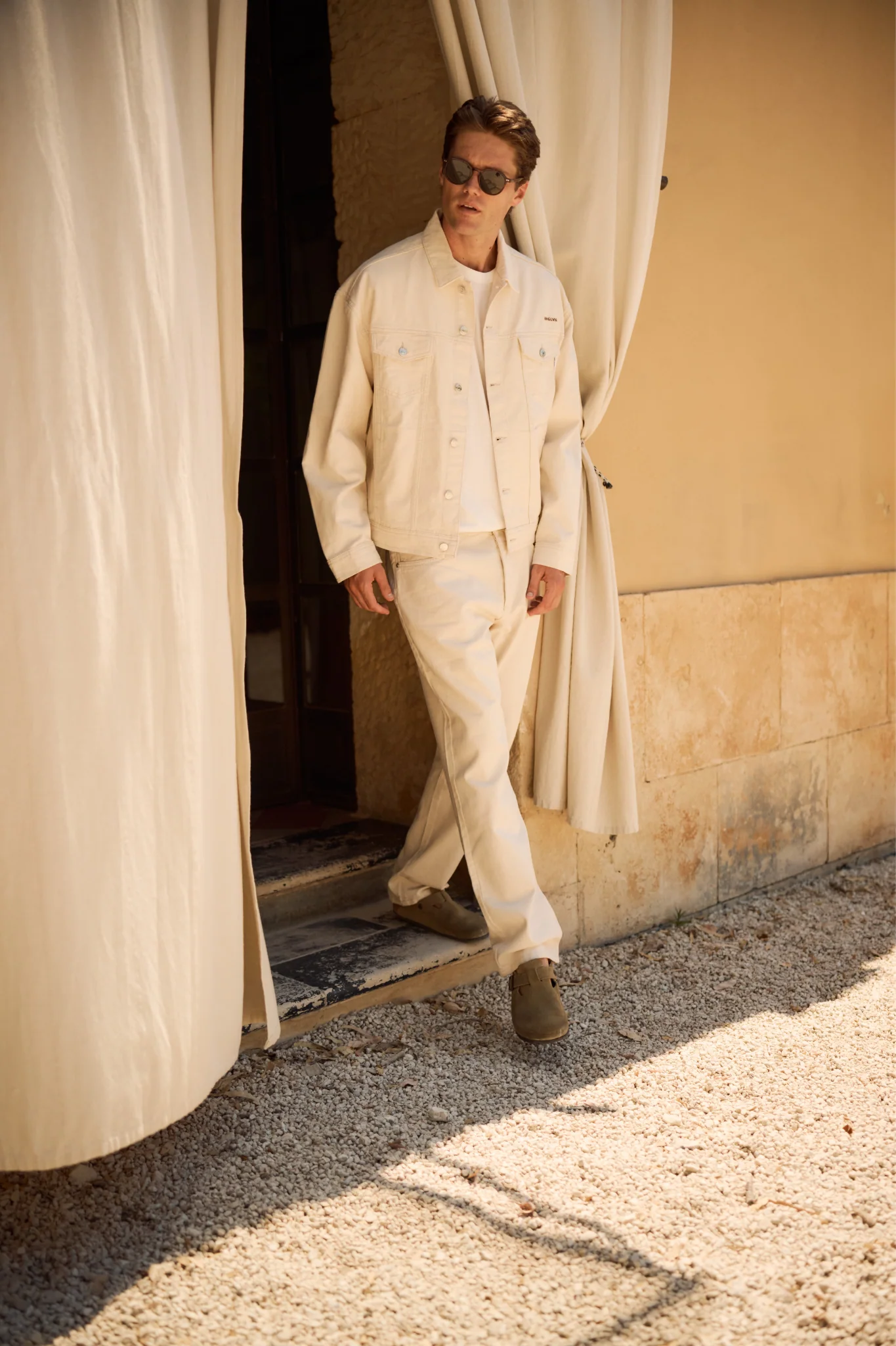 The Premium Straight Jeans - Light Sand - Image 3